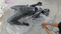 Xiaoyu in Black Zentai and Vacuum Bag 4